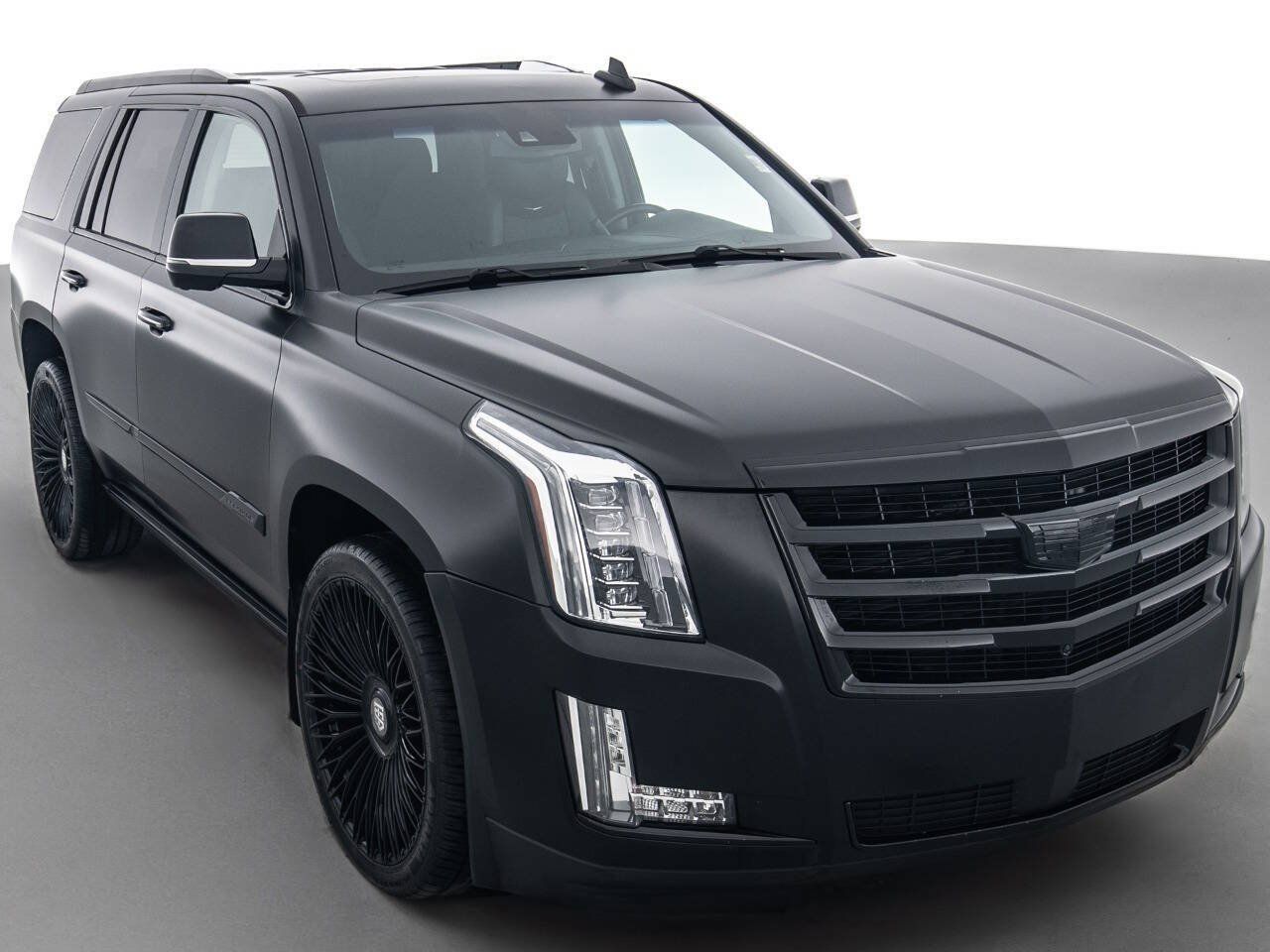 Used 2015 Cadillac Escalade Premium AWD/4WD image 1