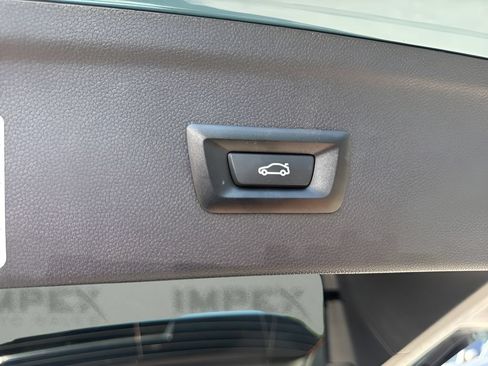 Used 2023 BMW iX xDrive50 w/ Convenience Package AWD/4WD image 27