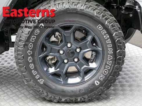 Used 2023 Jeep Wrangler Unlimited AWD/4WD image 30