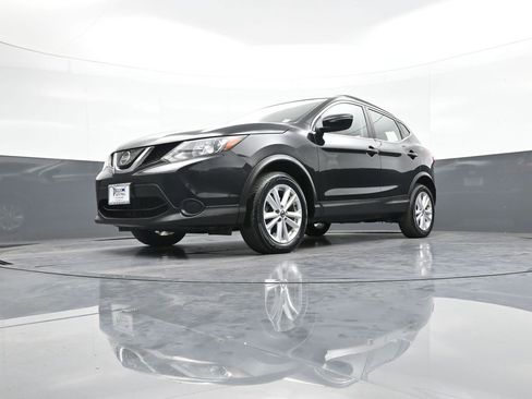 Used 2019 Nissan Rogue Sport SV image 24