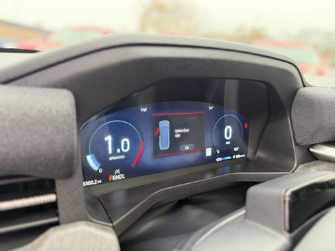 Certified 2025 Ford Explorer Platinum w/ Ultimate Package image 18