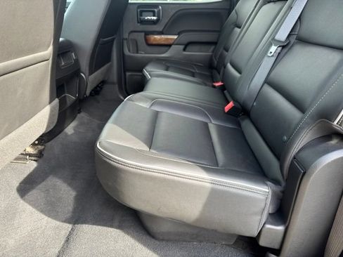 Used 2018 Chevrolet Silverado 1500 High Country AWD/4WD image 8