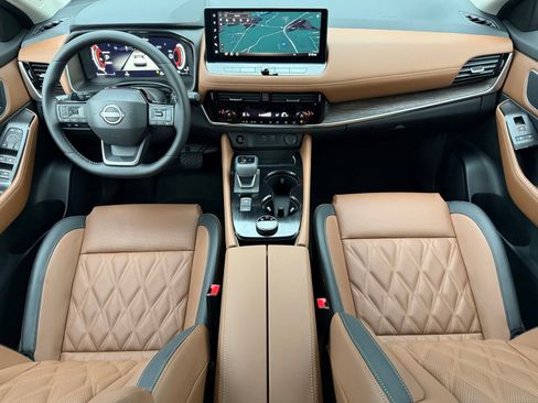 New 2026 Nissan Rogue Platinum AWD/4WD image 16