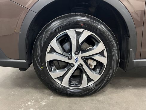 Used 2021 Subaru Outback Limited w/ Popular Package #2 image 14