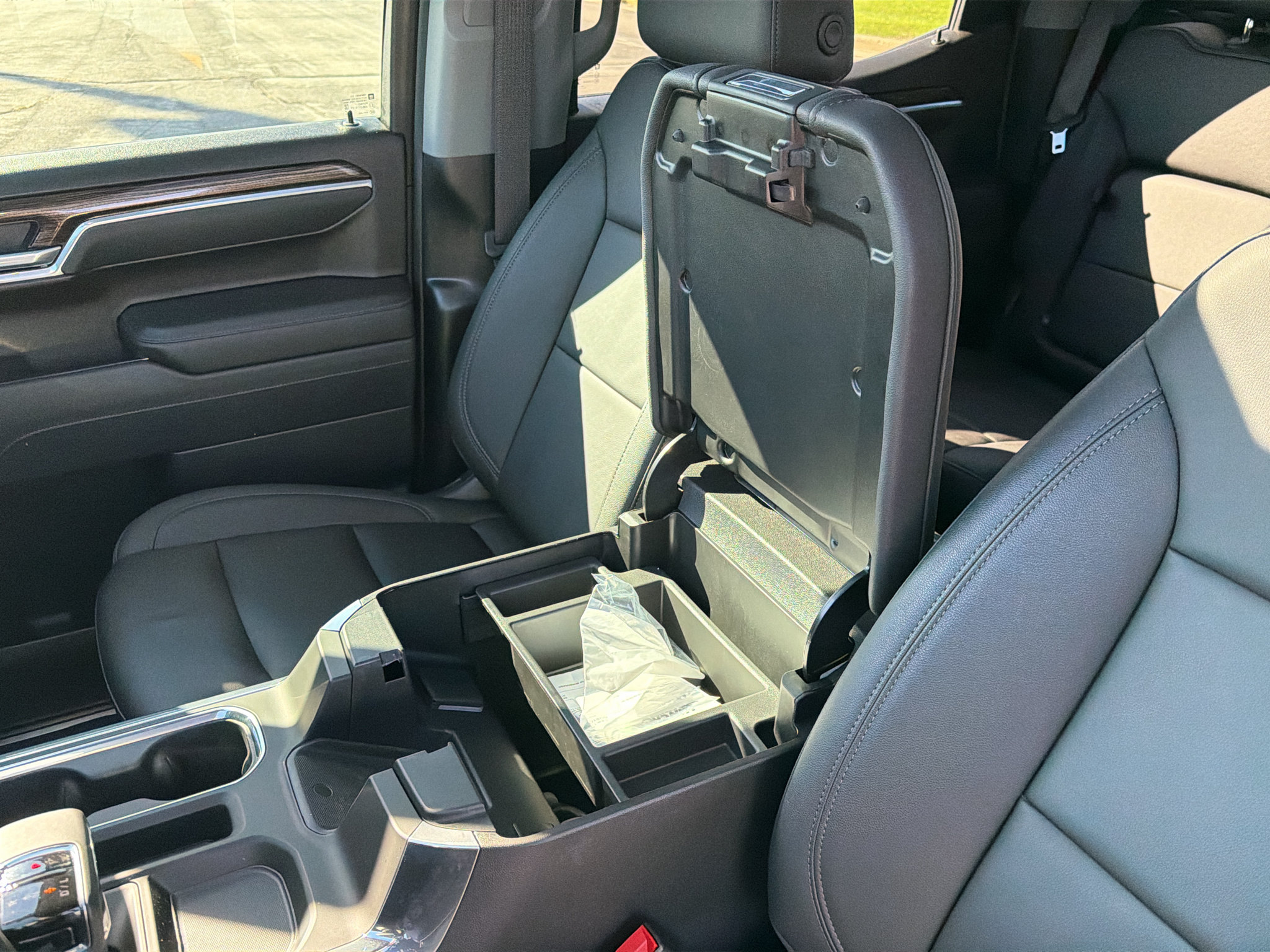 Used 2026 Chevrolet Silverado 1500 RST w/ Redline Edition AWD/4WD image 19