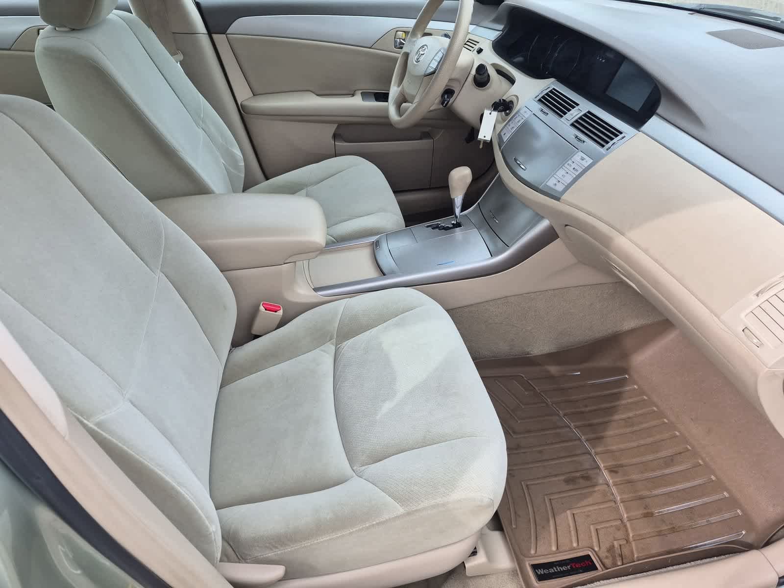 Used 2009 Toyota Avalon XL FWD image 21