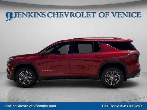 New 2026 Chevrolet Traverse LT FWD image 9