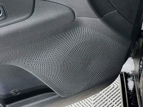 Used 2024 Kia Forte LXS image 23