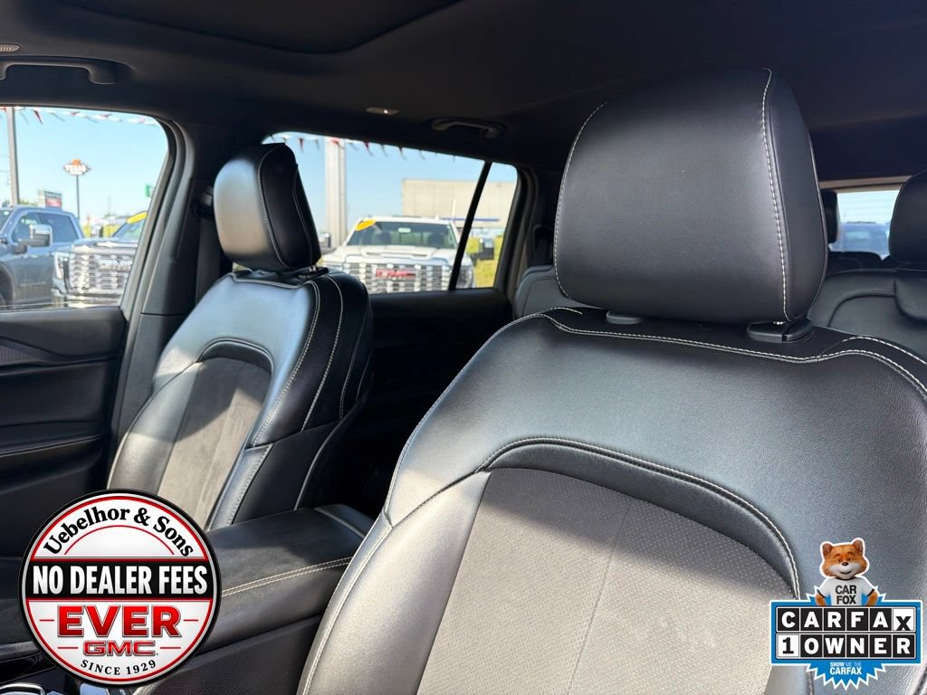 Used 2023 Jeep Grand Cherokee L Laredo AWD/4WD image 27