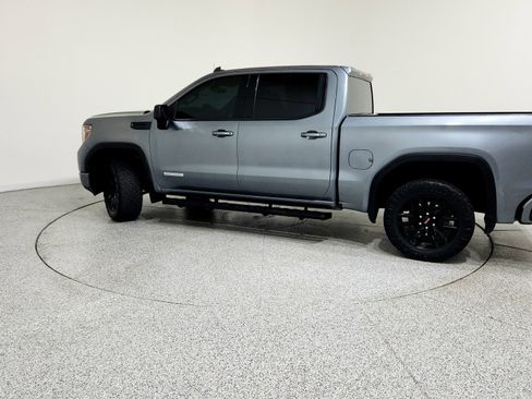 Used 2022 GMC Sierra 1500 Elevation image 2