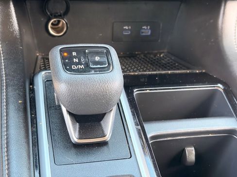 Certified 2022 Nissan Pathfinder SV FWD image 24