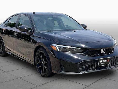 Used 2025 Honda Civic Sport image 3