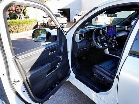 Used 2023 Toyota Tundra Platinum image 35