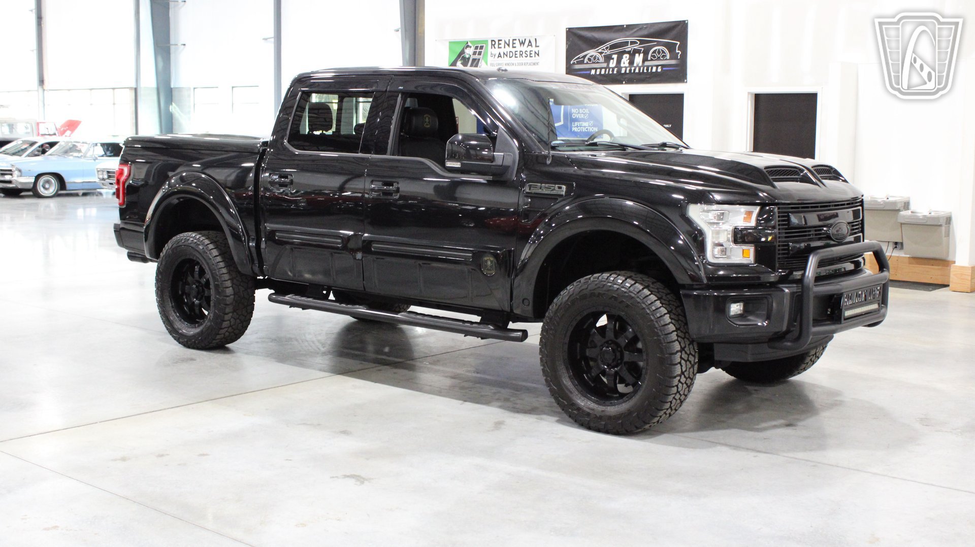 Used 2015 Ford F150 Lariat w/ Equipment Group 502A Luxury AWD/4WD image 8