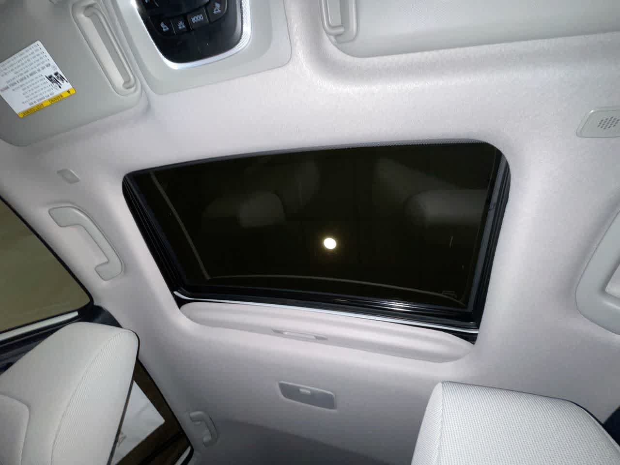 New 2026 Toyota Corolla Cross LE w/ Moonroof Package AWD/4WD image 22