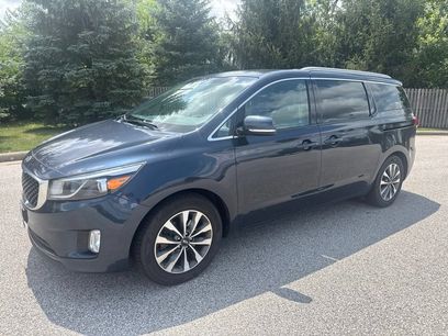 Used 2015 Kia Sedona SX