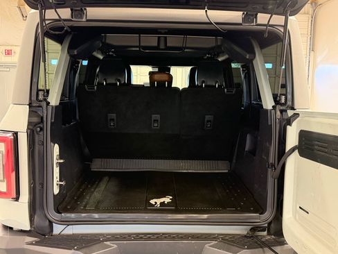 Used 2021 Ford Bronco Outer Banks AWD/4WD image 10