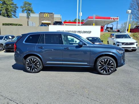 New 2026 Volvo XC90 T8 Ultra w/ Protection Package Premier image 2