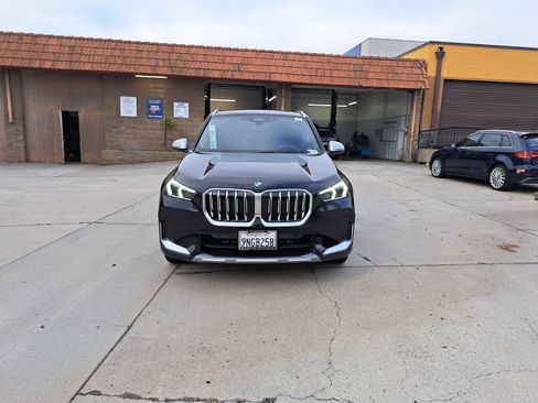 Used 2024 BMW X1 xDrive28i w/ Convenience Package AWD/4WD image 2