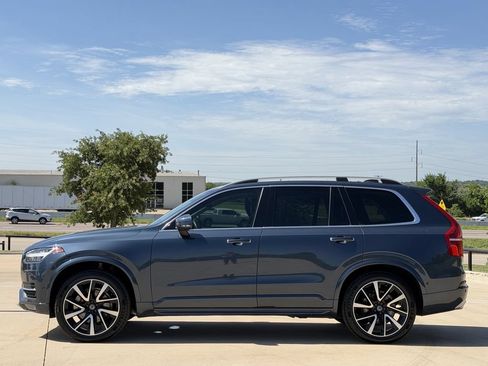 Used 2018 Volvo XC90 T6 Momentum w/ Convenience Package AWD/4WD image 3