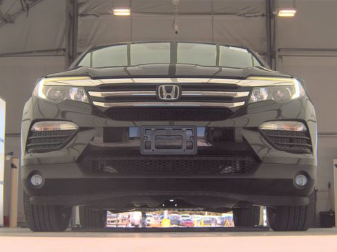 Used 2016 Honda Pilot EX-L image 3