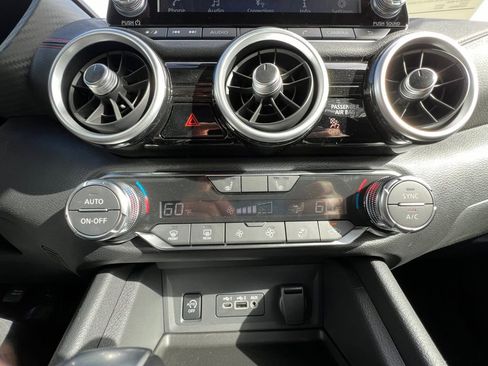 New 2025 Nissan Sentra SR image 23