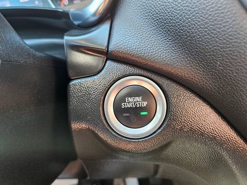 Used 2022 Chevrolet Equinox LT AWD/4WD image 33