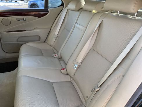 Used 2012 Lexus LS 460 image 19