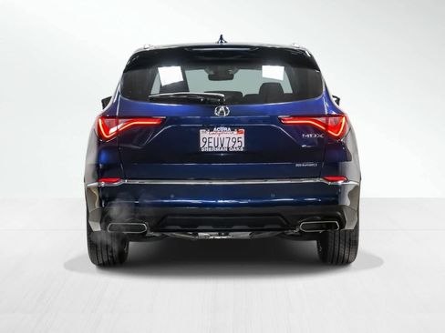 Used 2023 Acura MDX SH-AWD w/ Advance Package image 3