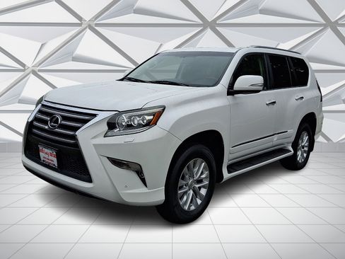 Used 2017 Lexus GX 460 AWD/4WD image 4