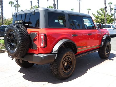 Certified 2022 Ford Bronco Wildtrak AWD/4WD image 4