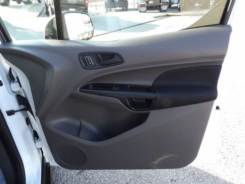 Used 2022 Ford Transit Connect XL image 34