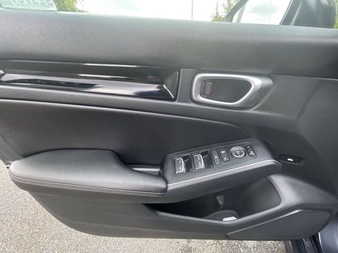 Used 2024 Honda Civic Touring image 12