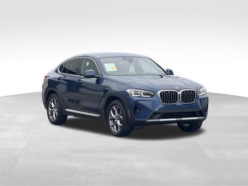 Used 2024 BMW X4 xDrive30i image 11