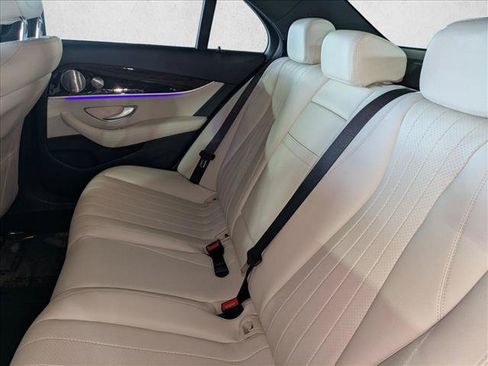 Used 2019 Mercedes-Benz E 300 image 20