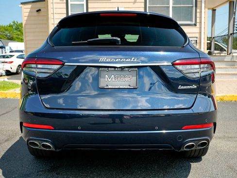 Used 2023 Maserati Levante GT AWD/4WD image 6