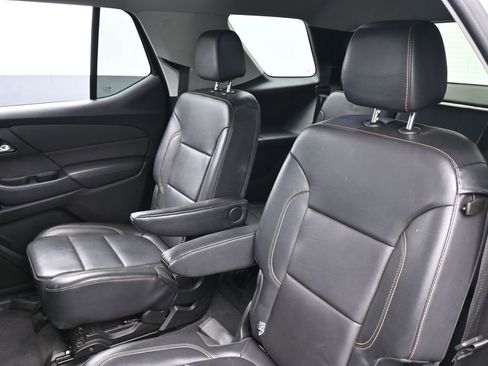 Used 2019 Chevrolet Traverse RS image 35
