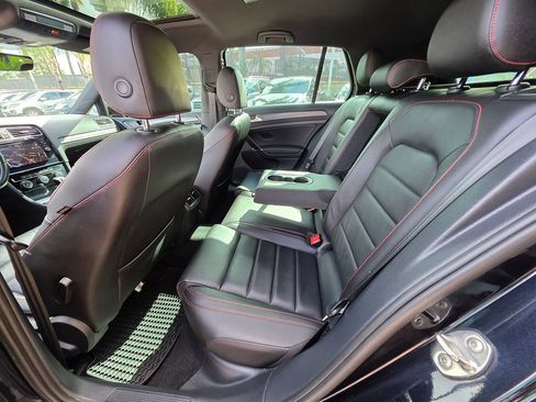 Used 2021 Volkswagen GTI SE image 24