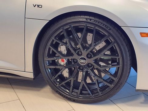 Used 2021 Audi R8 V10 performance image 9