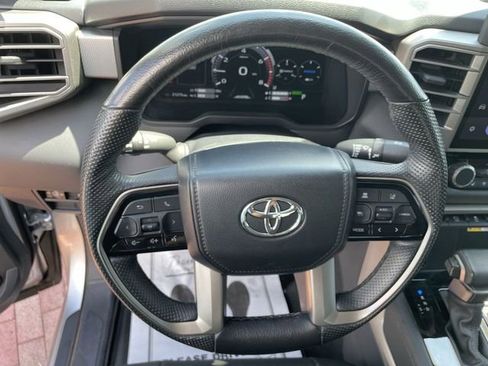 Used 2024 Toyota Tundra Limited AWD/4WD image 12