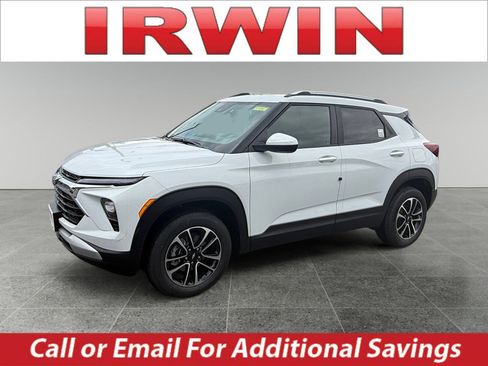 New 2026 Chevrolet TrailBlazer LT w/ Convenience Package AWD/4WD image 1
