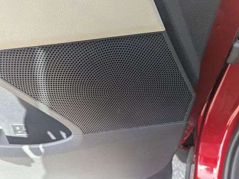 Used 2023 Kia Sorento SX image 18