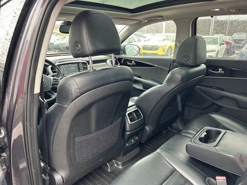 Used 2019 Kia Sorento EX w/ EX Touring Package image 40