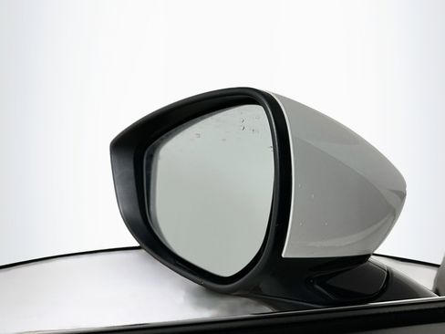 Used 2025 MAZDA CX-30 AWD 2.5 S w/ Preferred Package image 16