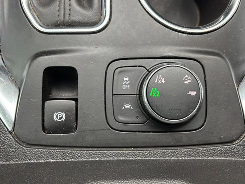 Used 2019 Chevrolet Traverse Premier w/ Redline Edition AWD/4WD image 27