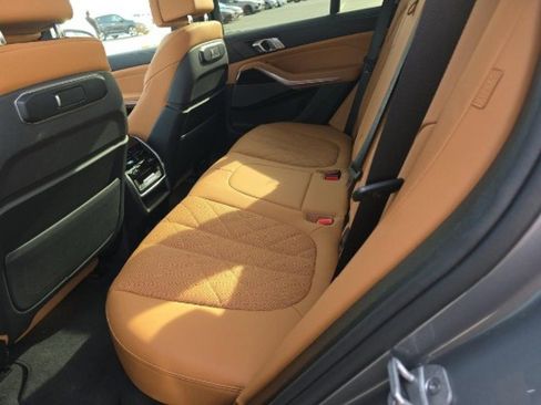 Used 2026 BMW X5 xDrive40i image 4