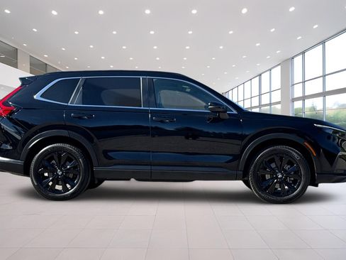 Used 2023 Honda CR-V Sport Touring image 3