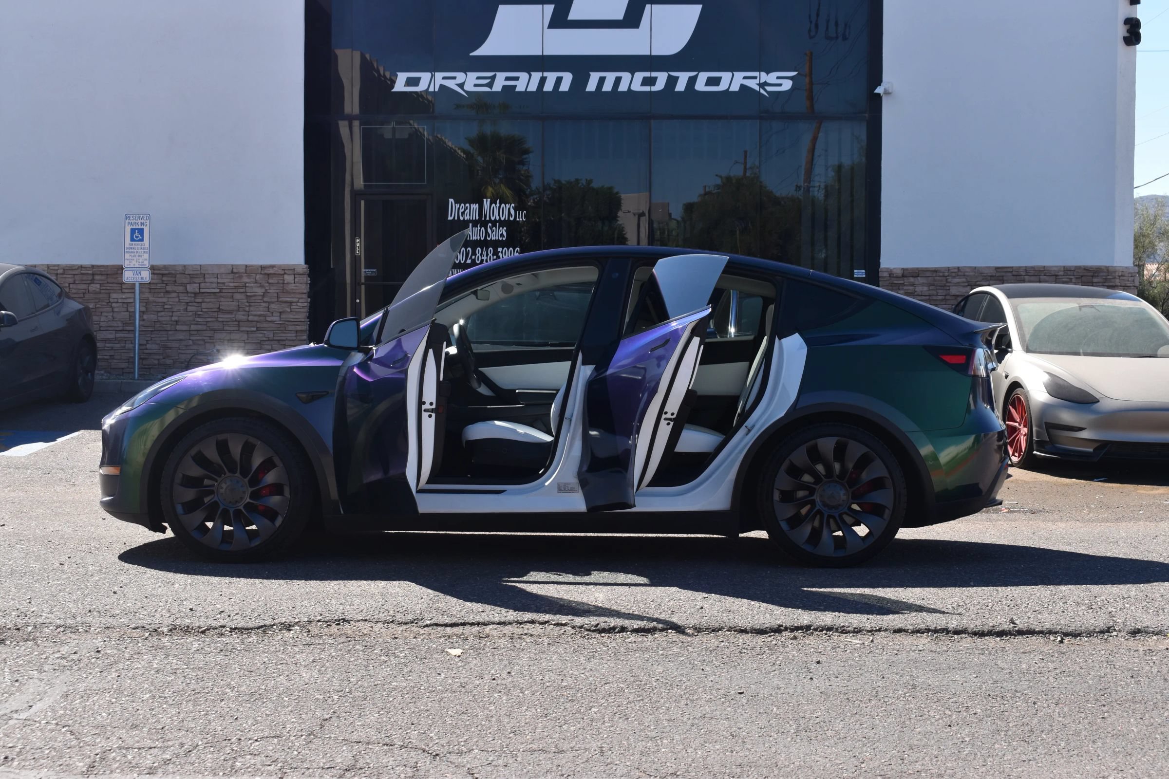 Used 2021 Tesla Model Y Performance AWD/4WD image 6