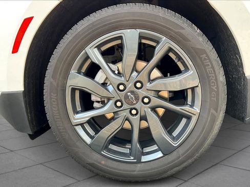 Used 2023 Chevrolet Equinox RS w/ RS Leather Package image 10