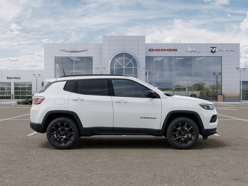 New 2026 Jeep Compass Latitude AWD/4WD image 49